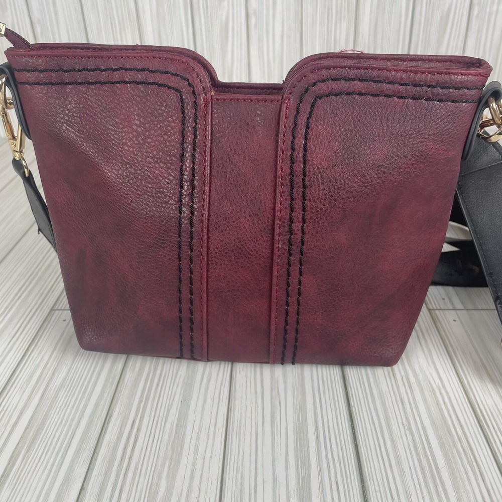 Montana‎ West Maroon Cross Handbag for Women Crossbody Strap - Picture 3 of 8